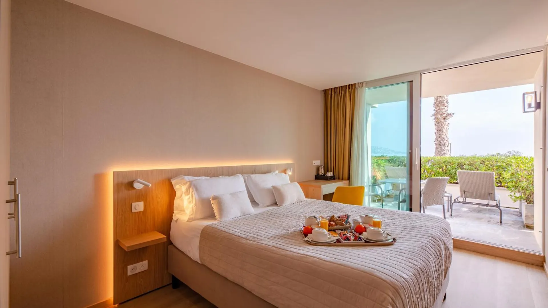 Hotel La Plage Sainte-Maxime